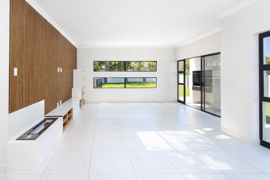 4 Bedroom Property for Sale in Landsmeer Residential Estate North West